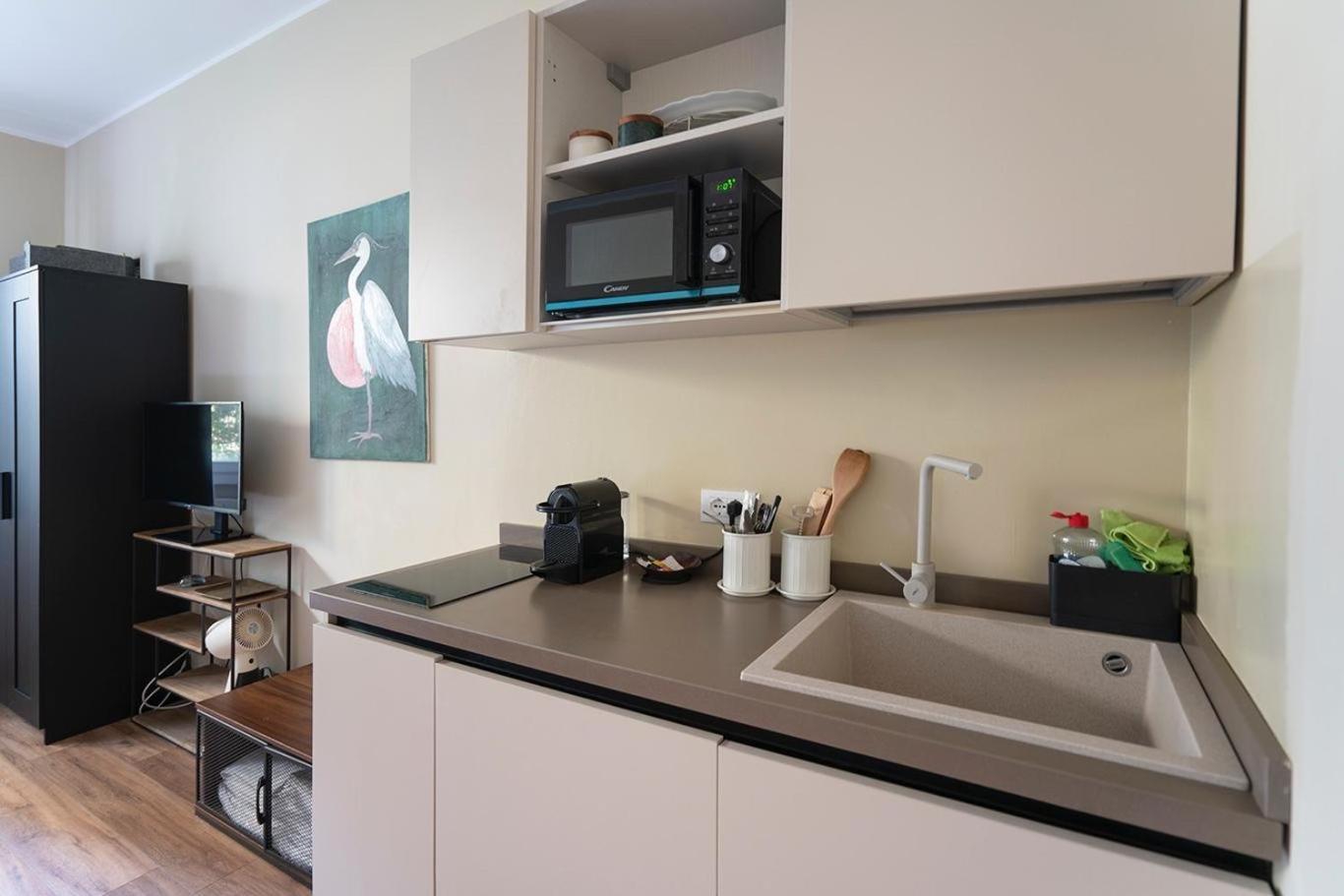Apartamento Nuovissimo Monolocale Con Cucina E Terrazzo *